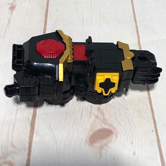Power Ranger | Toys | Bandai Power Rangers Ninja Steel Megazord Right ...